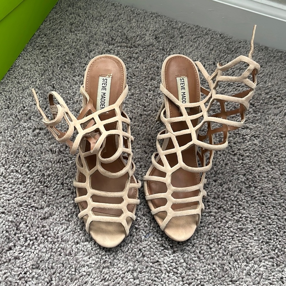 Steve Madden Cage sandals